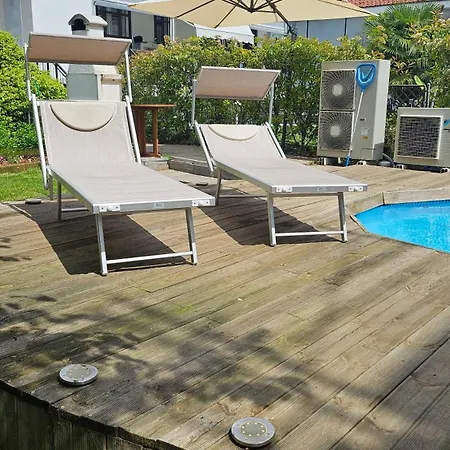 Con Cucina E Piscina A Un Passo Da Torino