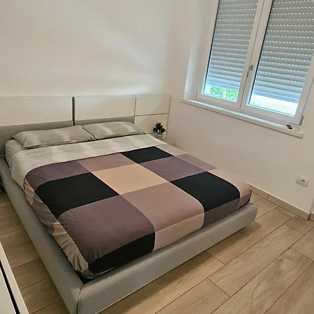 Con Cucina E Piscina A Un Passo Da Torino Pensjonat