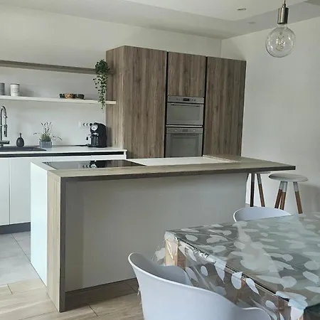 Con Cucina E Piscina A Un Passo Da Torino 4*