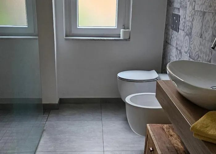 بيت ضيافة Con Cucina E Piscina A Un Passo Da Torino 4*