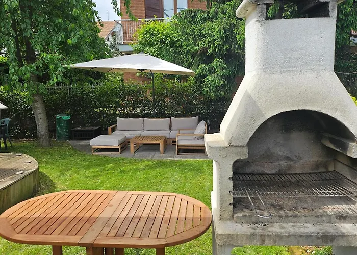 بيت ضيافة Con Cucina E Piscina A Un Passo Da Torino